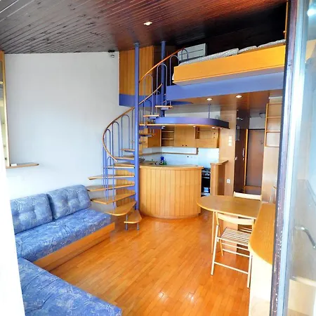Loft For 2 公寓